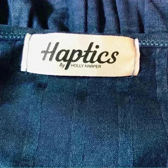 Haptics Boutique Navy Baby Doll Floral Raglan Sleeves and Square Neck size Small - Picture 9 of 11